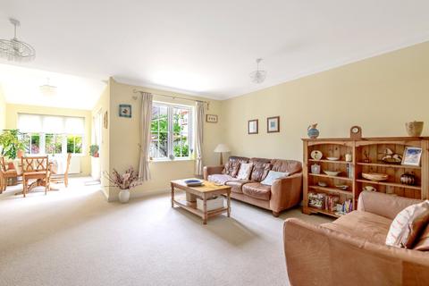 33 Hopkin Close, Guildford, GU2 9LS