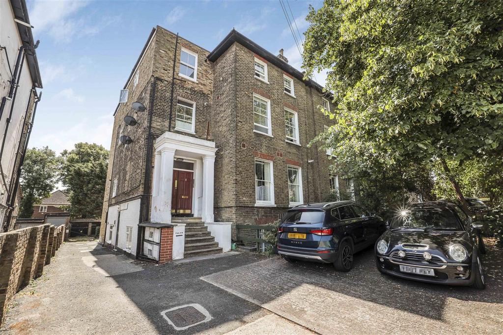 Wimbledon Park Road, Southfields 2 bed apartment £450,000