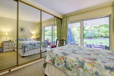 2 bedroom ground floor maisonette for sale - Bush Hill, London N21