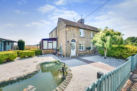 Cherry Tree Cottage Barrow Hall Road, Little Wakering, Southend-on-sea, SS3 0QX
