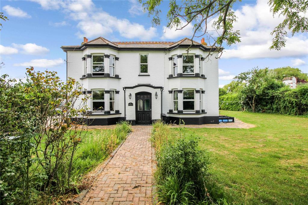 Brentwood Road, Bulphan, Upminster, RM14 4 bed equestrian property for