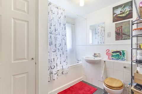 1 Langbourne Place, London, E14 3WN