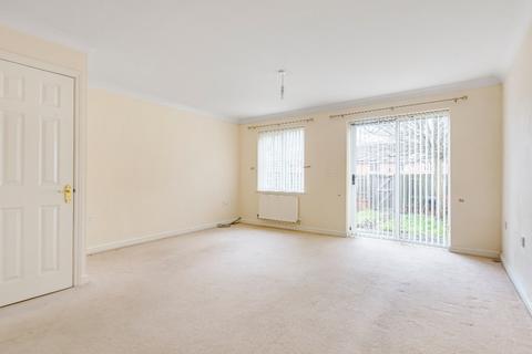 3 bedroom terraced house to rent, Chaucer Street, Kingsley, Northampton, NN2