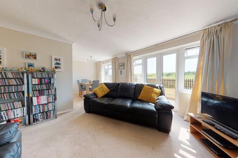 49 High Knocke, Dymchurch, Romney Marsh, TN29 0QD