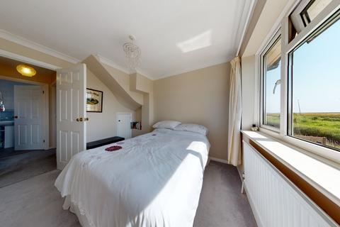49 High Knocke, Dymchurch, Romney Marsh, TN29 0QD