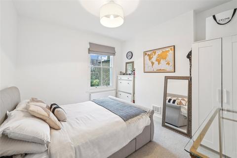 2 bedroom apartment to rent, Egerton Gardens, London, W13