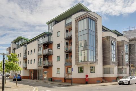 Apartment - Seagers Court, Old Portsmouth