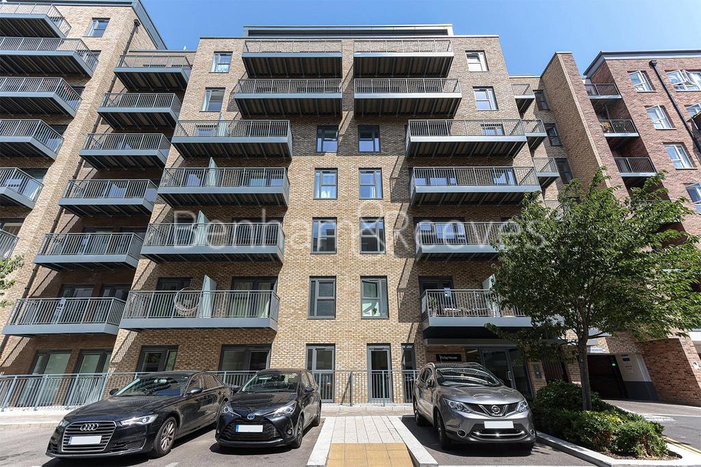 Commander Avenue, London, NW9 Studio for sale £317,950