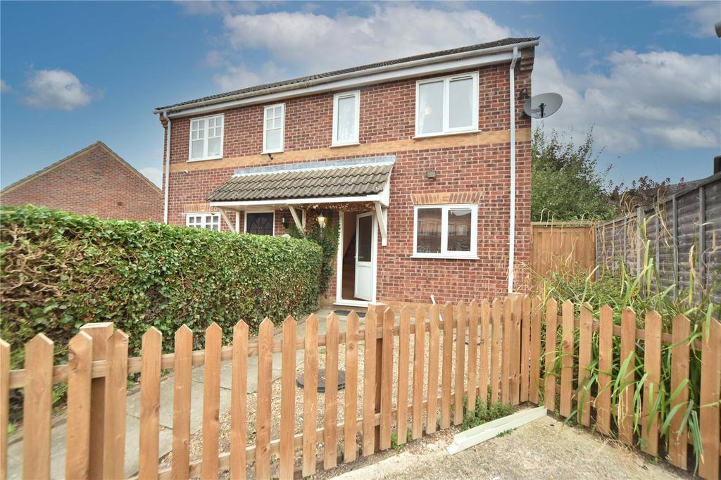 Charles Melrose Close, Mildenhall, Bury St Edmunds, Suffolk, IP28 2 bed