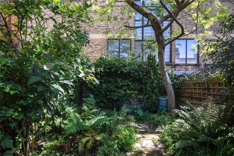 9 Bellevue Place, London, E1 4UG