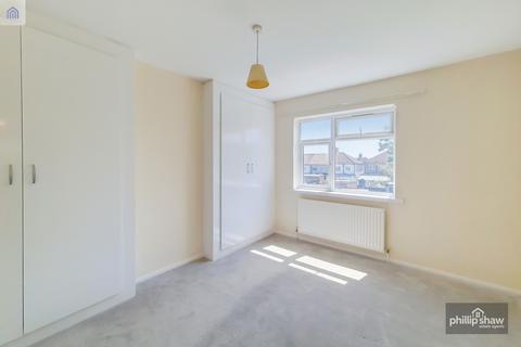 10a Reeves Avenue, London, NW9 8LP