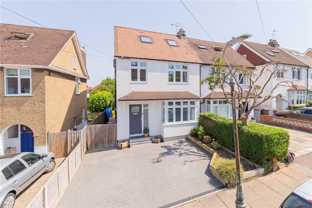 Roland Street, St. Albans, Hertfordshire 4 bed semidetached house £