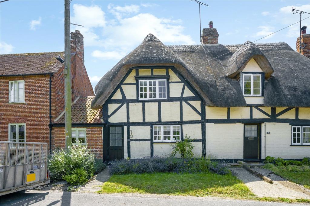 Wilsford, Pewsey, Wiltshire, SN9 2 bed house £380,000