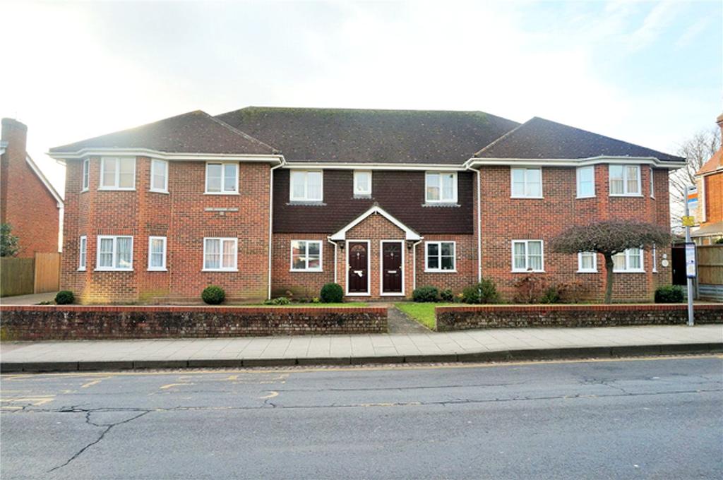 John Graham Court, South Canterbury Road, Canterbury, CT1 2 bed