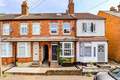 3 bedroom terraced house for sale - Batford Road, Harpenden, Hertfordshire, AL5