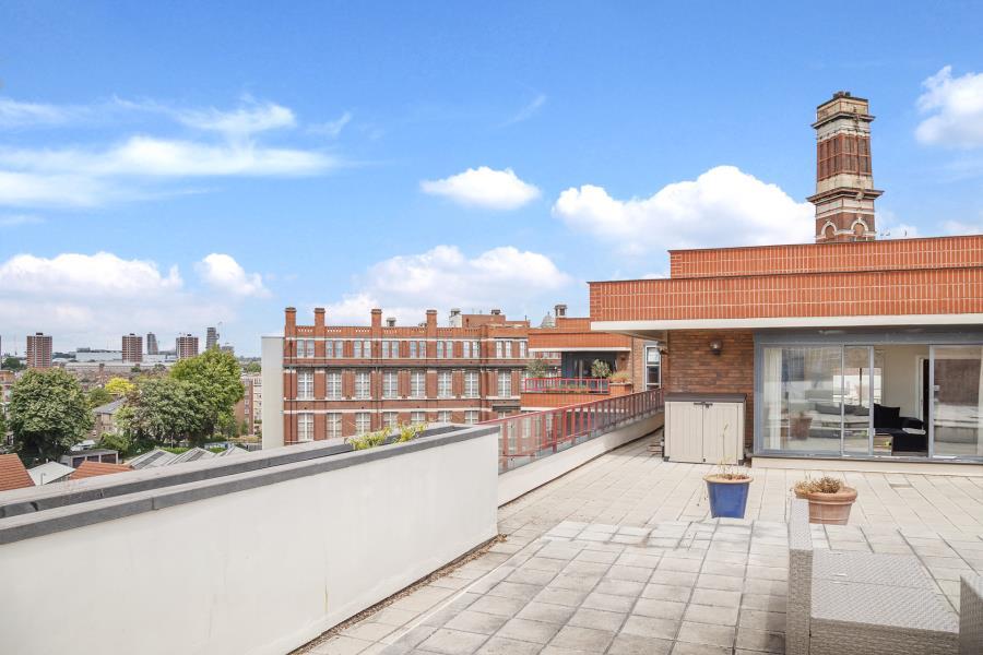 REGENT HOUSE, WINDSOR WAY, BROOK GREEN W14 4 bed penthouse £2,775,000