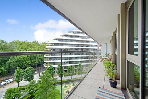 2 bedroom apartment for sale, Valetta House, Vista Chelsea Bridge, London, SW11