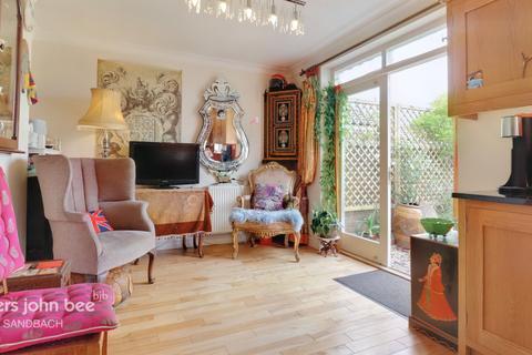 42 Betchton Road, Malkins Bank, Sandbach, CW11 4XL