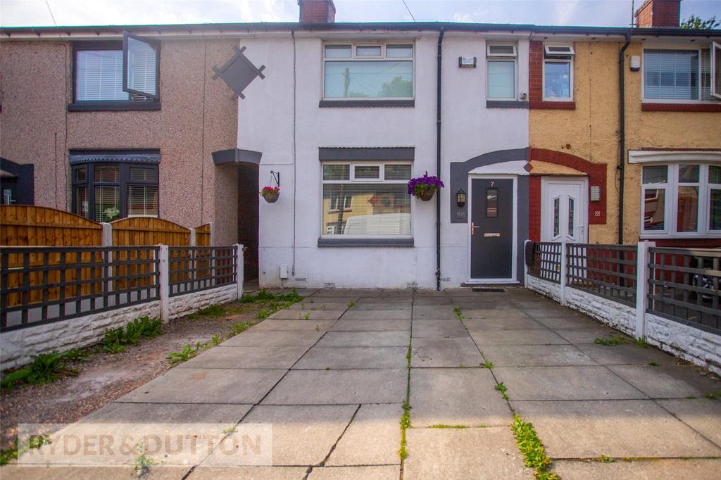 Wordsworth Road, Middleton... 2 bed terraced house £150,000