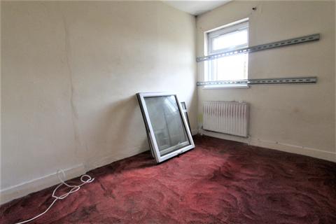 34 Rays Road, London, N18 2NX