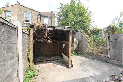 34 Rays Road, London, N18 2NX
