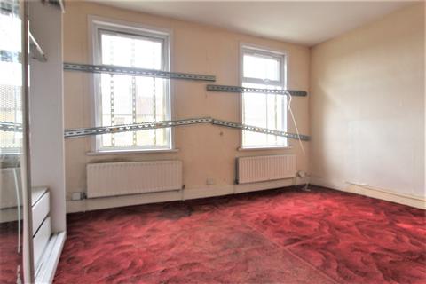 34 Rays Road, London, N18 2NX