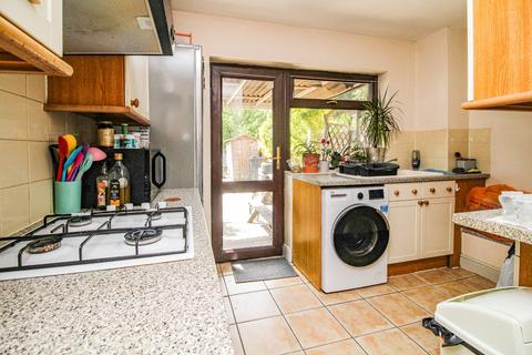161 Marks Road, Romford, RM7 7AF