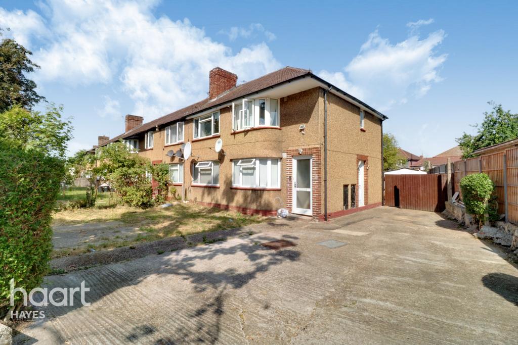 Berwick Avenue, Hayes 2 bed £250,000