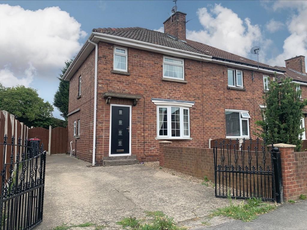 Browning Road, Rotherham 3 bed semidetached house £800 pcm (£185 pw)
