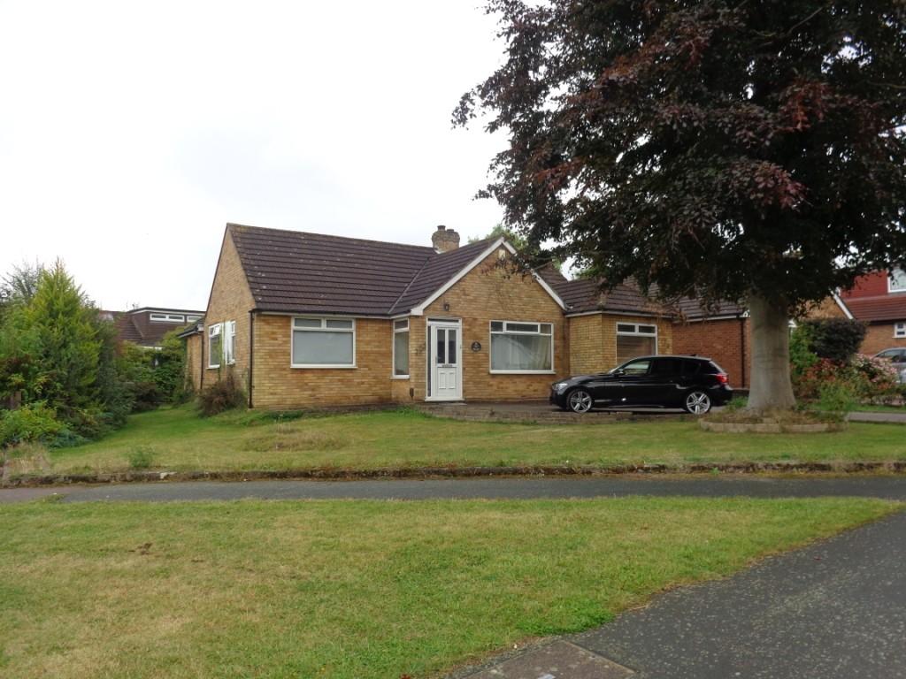 Cuffley 4 bed detached bungalow for sale £749,995