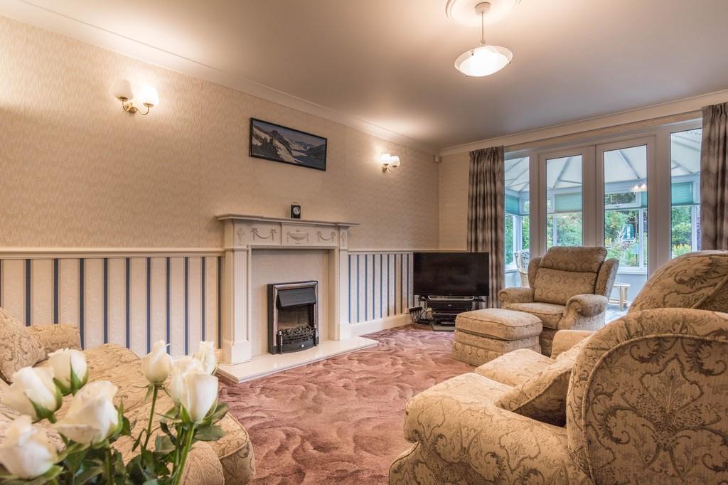 9 Ivy Garth, Sedbergh Road, Kendal 4 bed detached house £425,000
