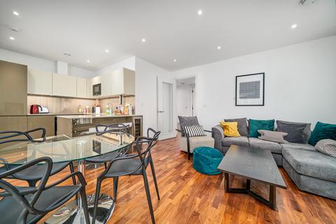 2 bedroom apartment to rent, Trafalgar House, Battersea Reach