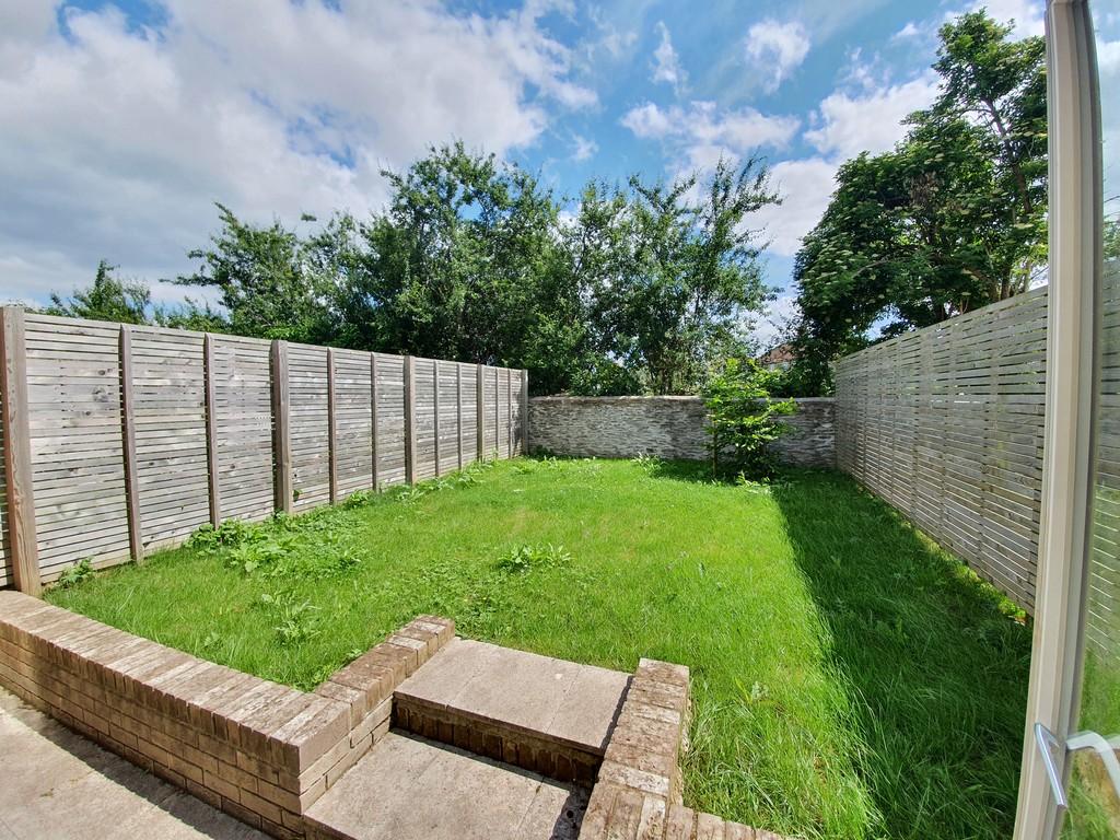 Temple Gardens, Temple Cloud 3 bed terraced house £1,300 pcm (£300 pw)