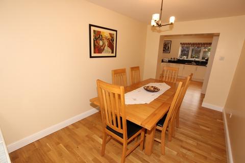6 Chapter Way, Silkstone, Barnsley, S75 4LH