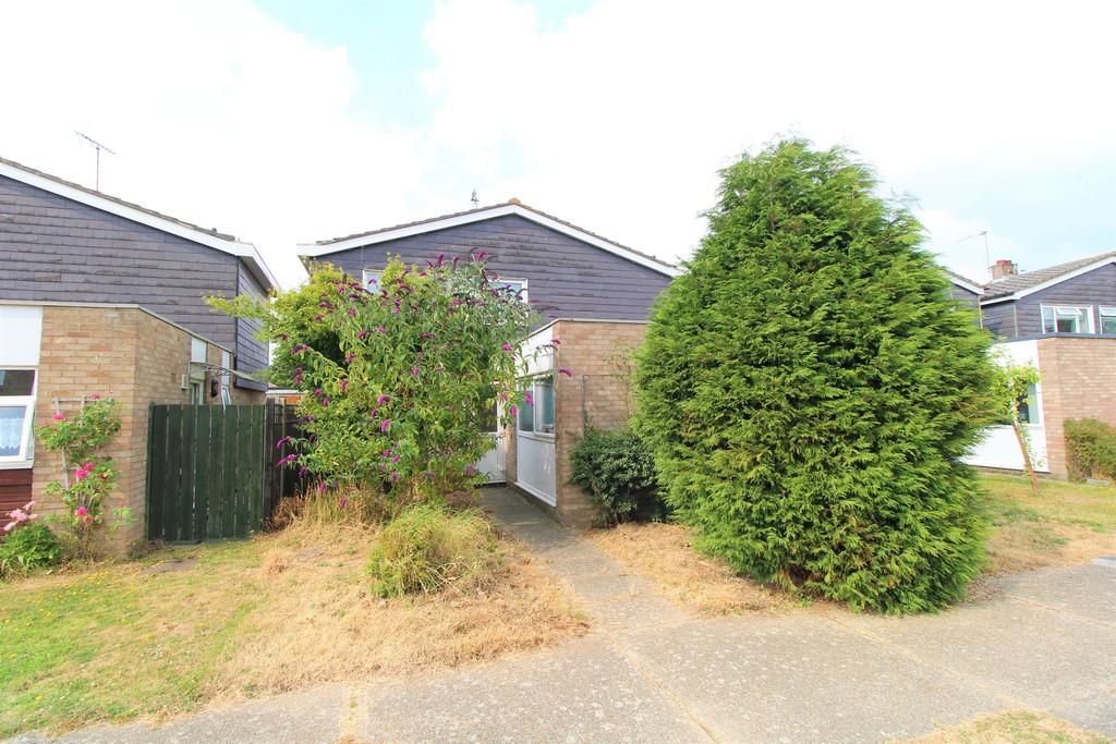 Godmans Lane, Marks Tey, Colchester... 2 bed detached house £320,000