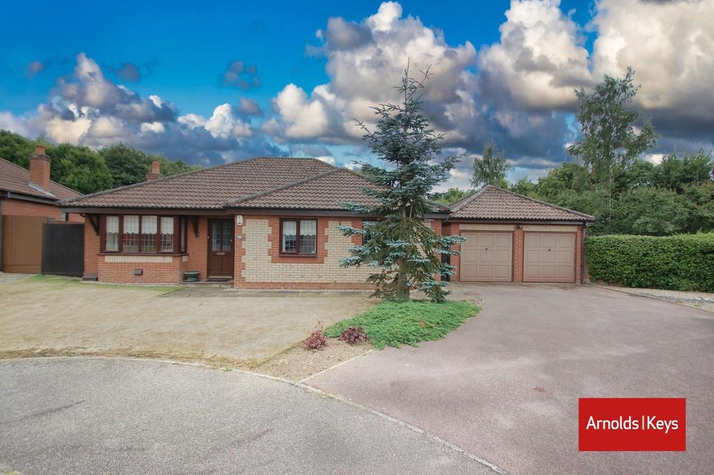 Wymer Drive, Aylsham 3 bed detached bungalow £400,000