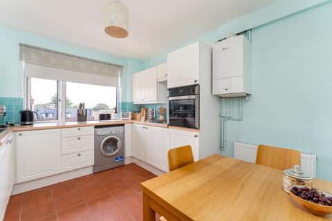 2 bedroom apartment for sale - High Street, Wanstead