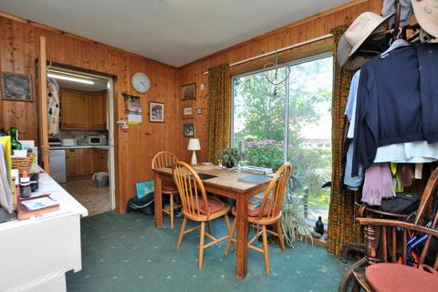 32 Mulgrave View, Stainsacre, Whitby, YO22 4NX