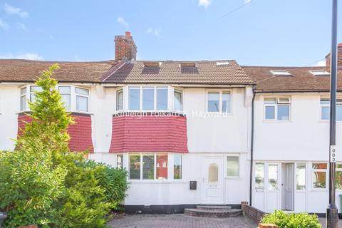 7 Bramdean Crescent, London, SE12 0NU