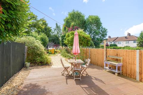 7 Bramdean Crescent, London, SE12 0NU