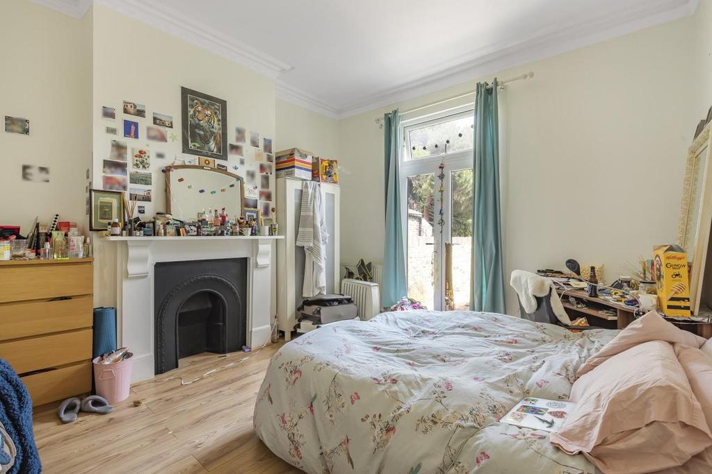 Montpelier Road, Peckham 4 bed terraced house £950,000