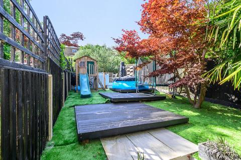 6a Woodland Hill, London, SE19 1NY