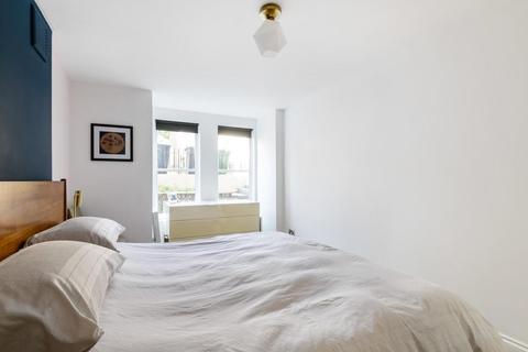 6a Woodland Hill, London, SE19 1NY