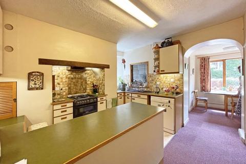 15 Fore Street, Ide, Exeter, EX2 9RQ