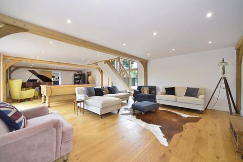 Oakmead Barn Guildford Road, Loxwood, Billingshurst, RH14 0QL