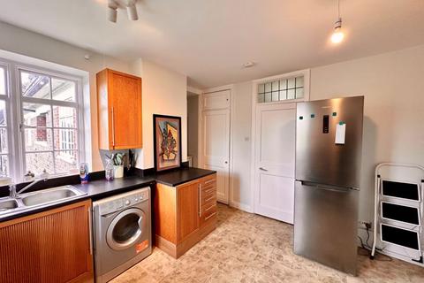 2 bedroom apartment to rent, Lyttelton Road, Hampstead Garden Suburb, N2
