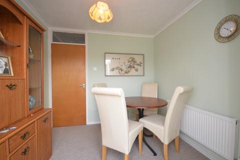6 Ellison Close, Raunds, Wellingborough, NN9 6SN