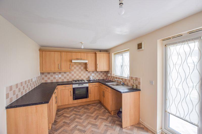 Norris Grove, Widnes 3 bed terraced house £800 pcm (£185 pw)