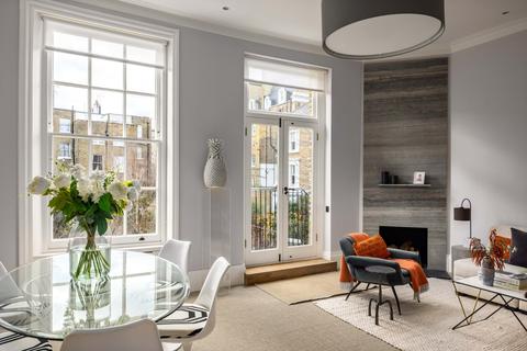 2 bedroom flat for sale - The Little Boltons, London