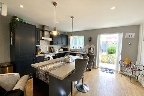 7 Chapel Way, Kiveton Park, Sheffield, S26 6QT